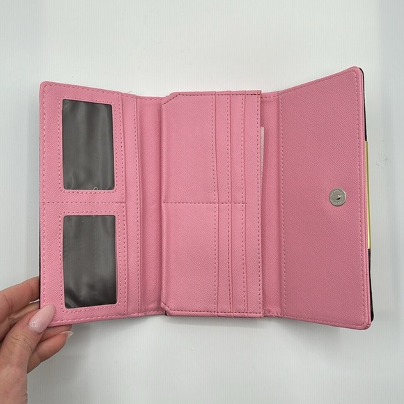 Inspired Design Floral Pattern Wallet NWT - Picture 4 of 10